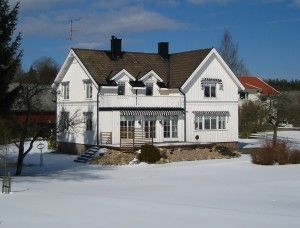 Investing-in-real-estate-image