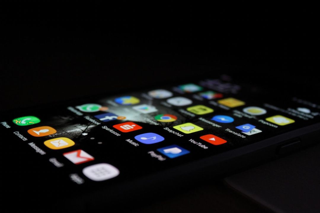 Mobile apps ai ami