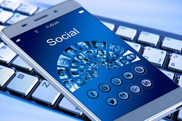Leadership in the Age of Social Media