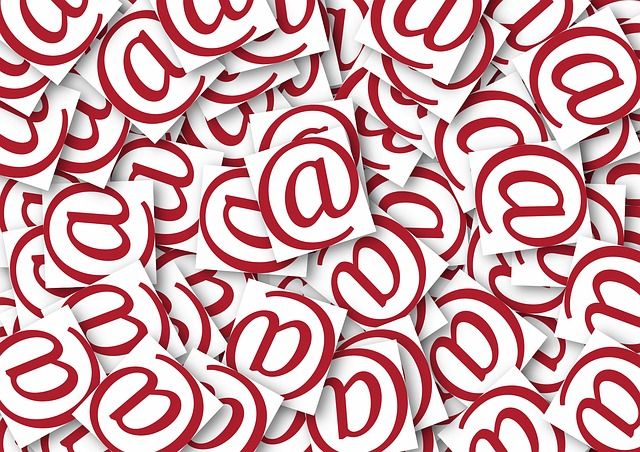@signs piled high